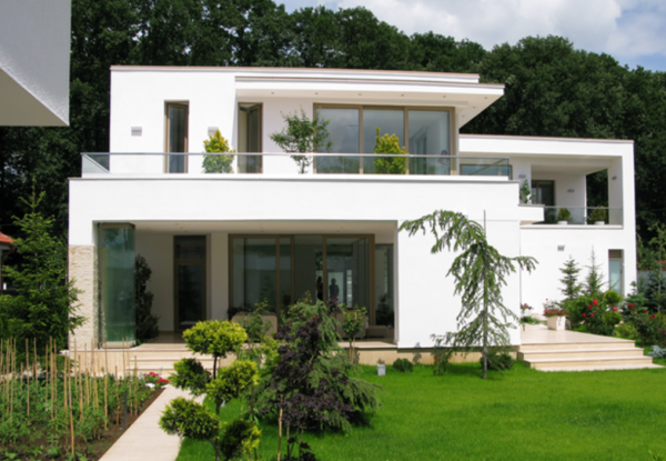 Villa minimalis dengan tampilan all-white